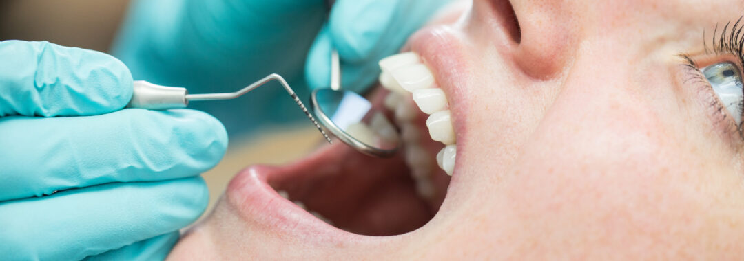 pacjentka na kontroli zębów